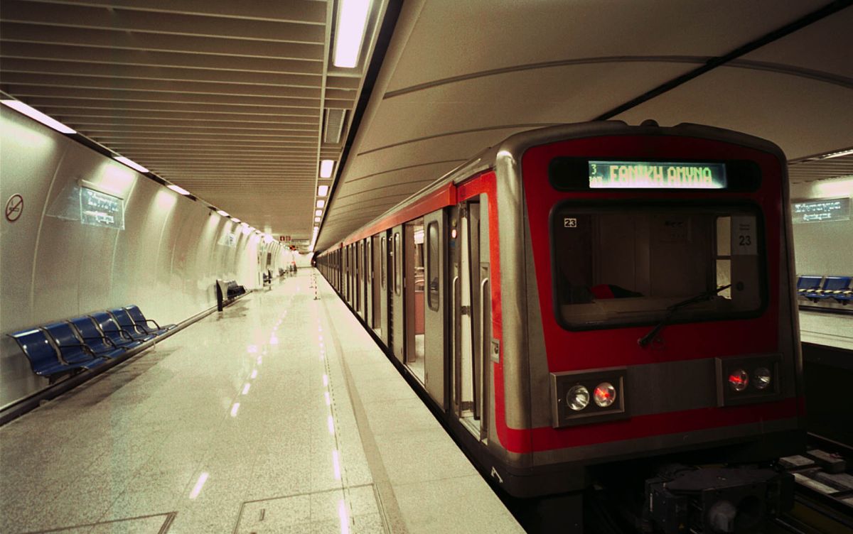 Το Μετρό το 2000 EUROKINISSI