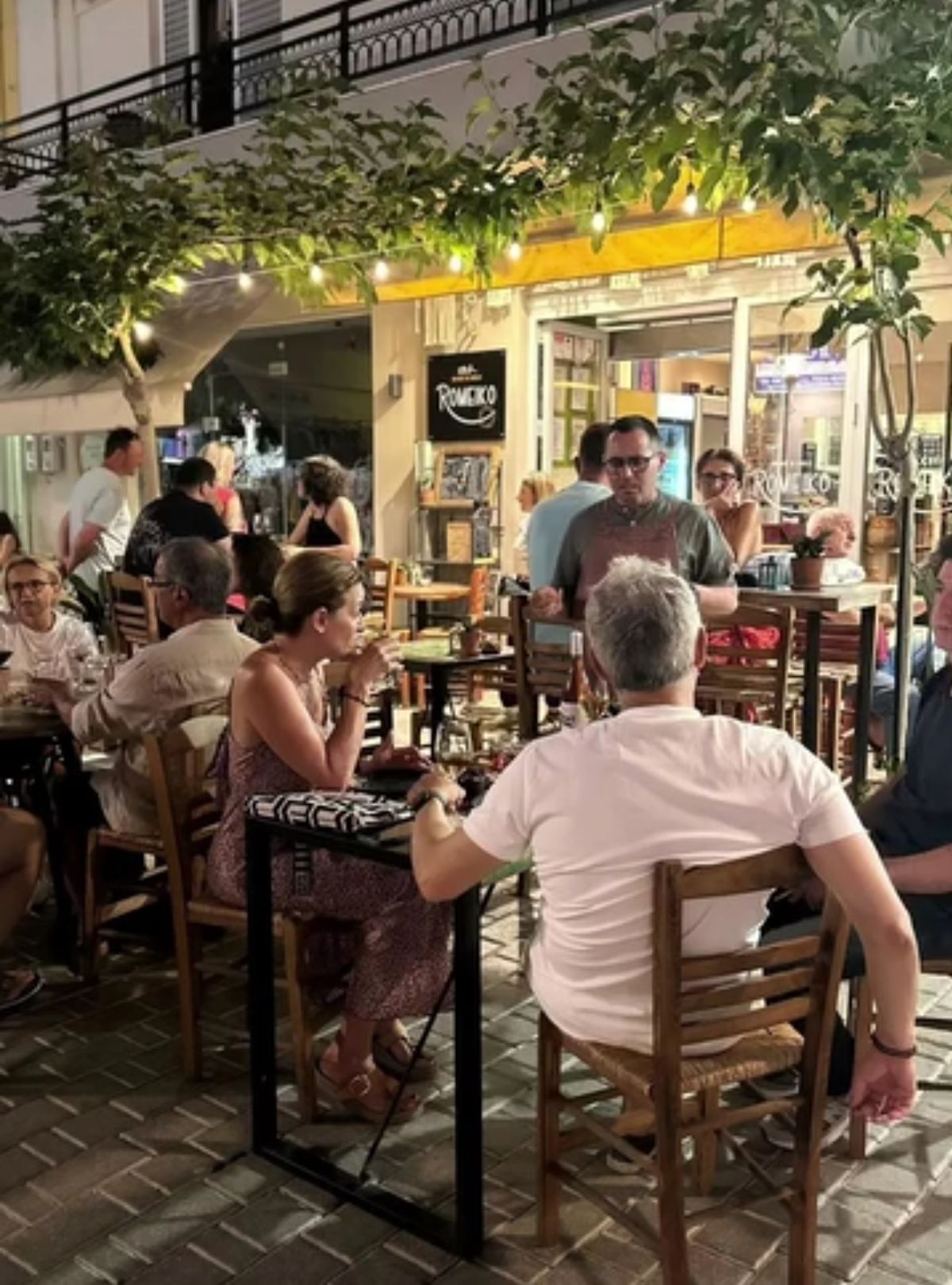 Romeiko Wine & Deli