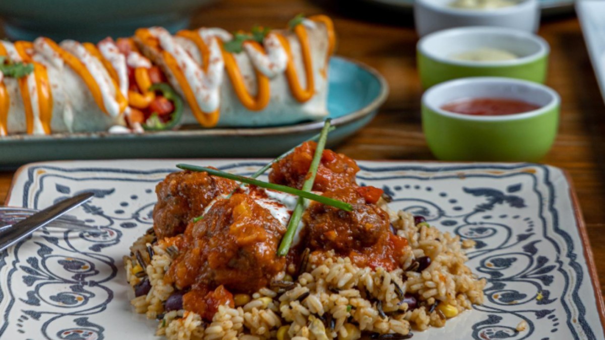 Abrazo: Το μεξικάνικο της Αργυρούπολης που δεν κάνει «εκπτώσεις» στις μερίδες