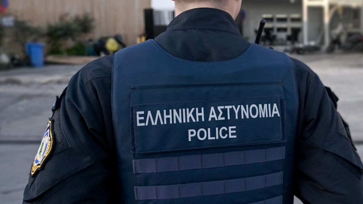 Κόρινθος: Ρομά επιτέθηκαν σε αστυνομικούς με τσιμεντόλιθο – 5 περιστατικά ανεξέλεγκτης βίας που σοκάρουν