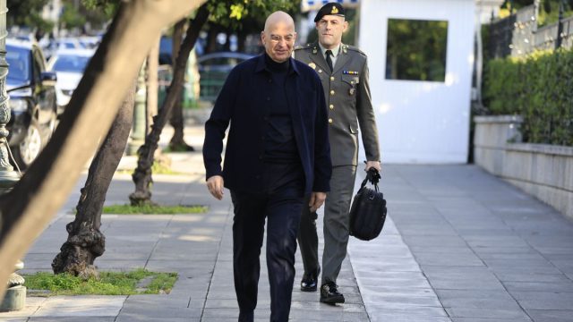 Παράταση θητείας στην ηγεσία Ενόπλων Δυνάμεων και Σωμάτων Ασφαλείας αποφάσισε το ΚΥΣΕΑ