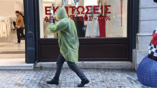Χειμερινές εκπτώσεις 2026: Αντίστροφη μέτρηση για τις προσφορές – Τι ισχύει για ωράρια και Κυριακές