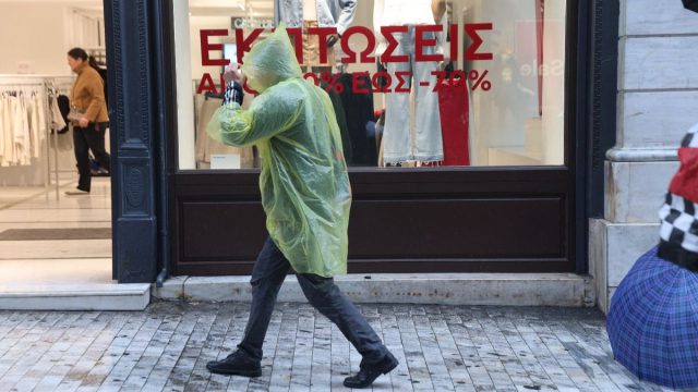 Χειμερινές εκπτώσεις 2026: Αντίστροφη μέτρηση για τις προσφορές – Τι ισχύει για ωράρια και Κυριακές