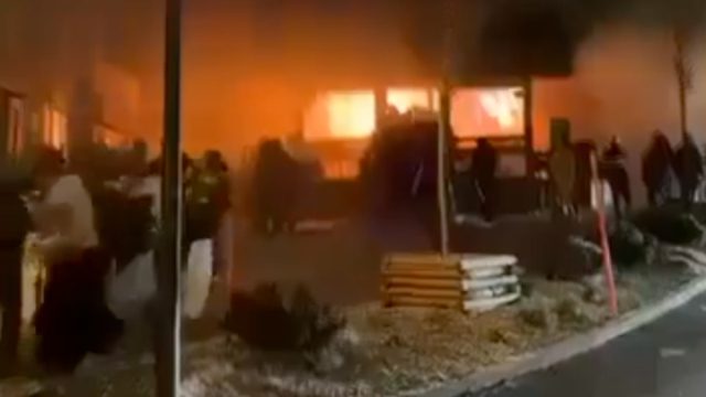 Τραγωδία στις Ελβετικές Άλπεις: Νεκροί και τραυματίες από έκρηξη σε μπαρ στο θέρετρο σκι Κραν Μοντανά