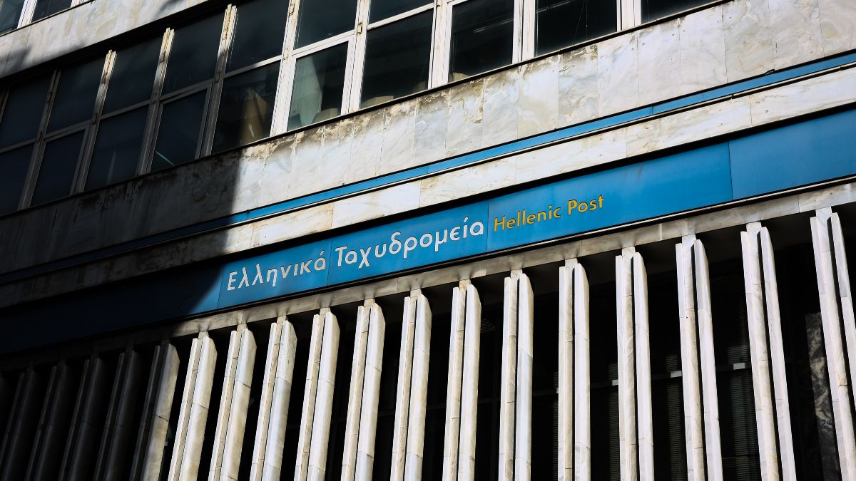 Βριλήσσια: Άνδρας τσακώθηκε με υπάλληλο των ΕΛΤΑ και τον παρέσυρε με το αυτοκίνητο – Γιατί οι μικρές αφορμές οδηγούν πλέον σε ξεσπάσματα