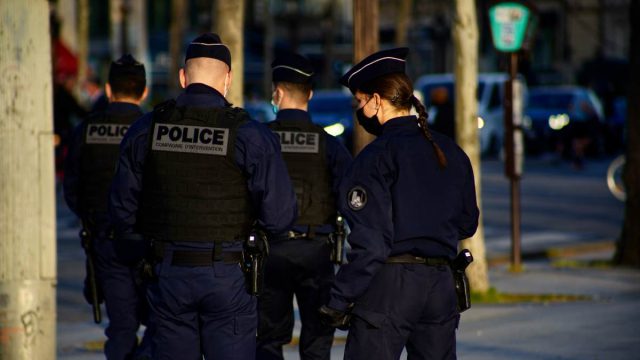 Γαλλία: 23χρονη μητέρα δολοφονήθηκε μπροστά στο 7 μηνών βρέφος της – Συνελήφθη ο πρώην σύντροφος της μητριάς της