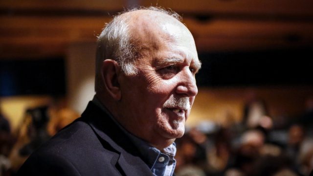 Γιώργος Παπαδάκης: Οι ηχηρές απουσίες από το τελευταίο αντίο – Άνθρωποι που συνεργάστηκε και ευεργέτησε