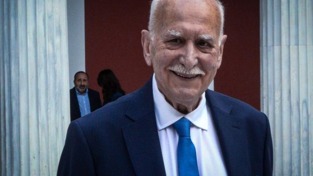 Γιώργος Παπαδάκης: Η επίσημη ενημέρωση από το νοσοκομείο – 64 λεπτά πάλευαν οι γιατροί να τον επαναφέρουν