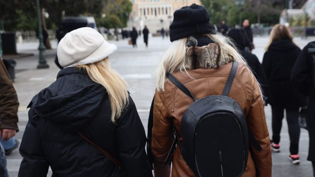 Καιρός σήμερα 19/1: Τσουχτερός χειμώνας προ των πυλών – Πώς διαμορφώνεται το σκηνικό σύμφωνα με Αρναούτογλου και Αρνιακό