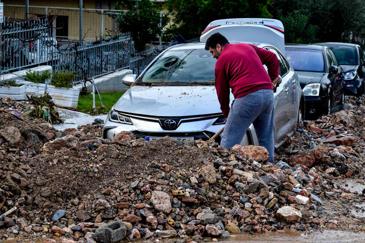 Η έλλειψη συντονισμού ανάμεσα σε δήμους, υπουργεία και εταιρείες κοινής ωφέλειας πολλαπλασιάζει τα σκαψίματα