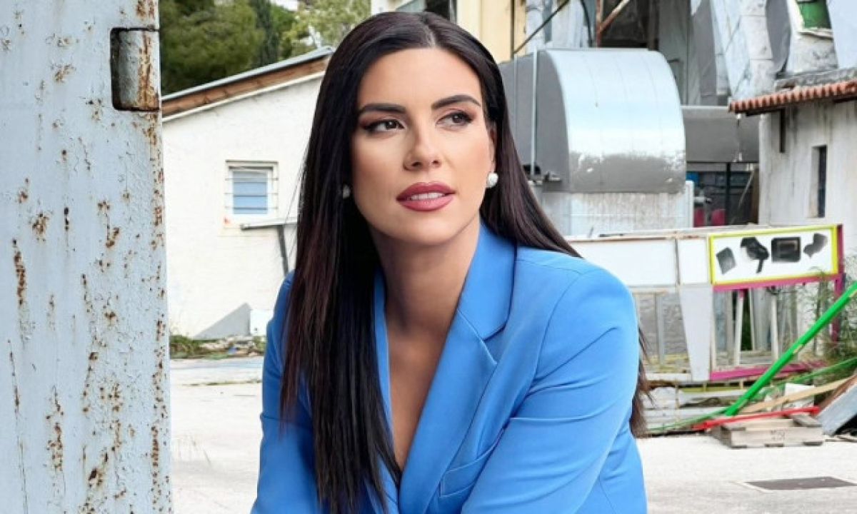Η Άννα Λιβαθυνού