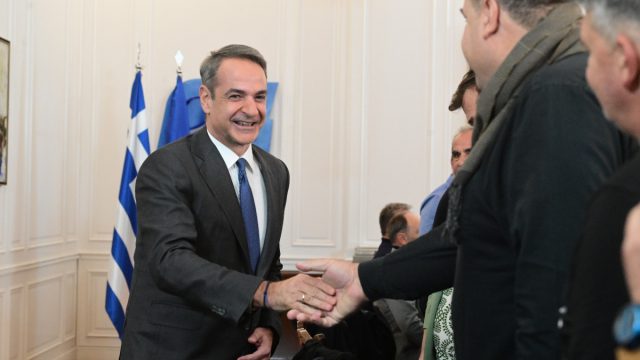 Μητσοτάκης: Τι έταξε στους αγρότες επί 3,5 ώρες στο Μαξίμου – «Δε θα ανεχθούμε εκβιασμούς»