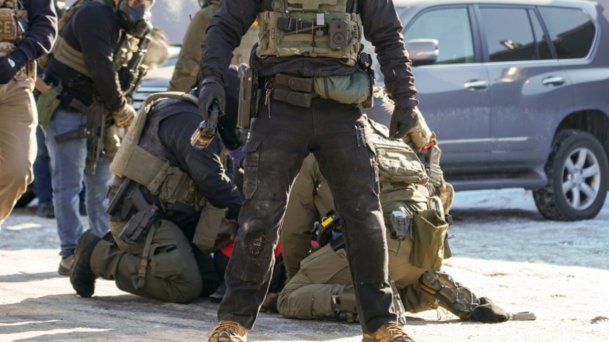 Μινεάπολη: Σε διαθεσιμότητα μετ’ αποδοχών οι πράκτορες που σκότωσαν τον νοσηλευτή Άλεξ Πρέτι