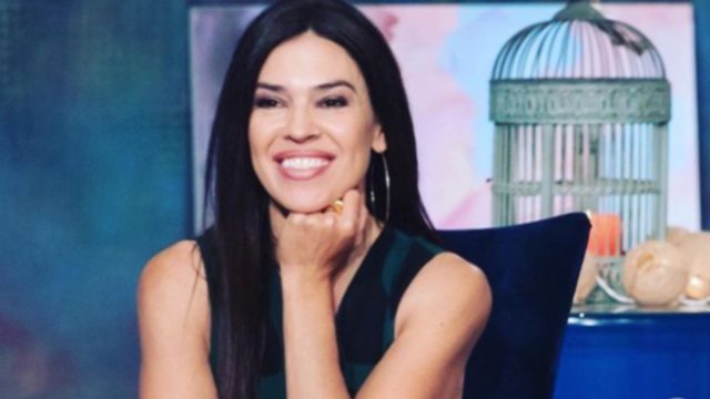 Viral η Ναταλία Δραγούμη στα 52 της με το τσιφτετέλι σε drag show (ΒΙΝΤΕΟ)