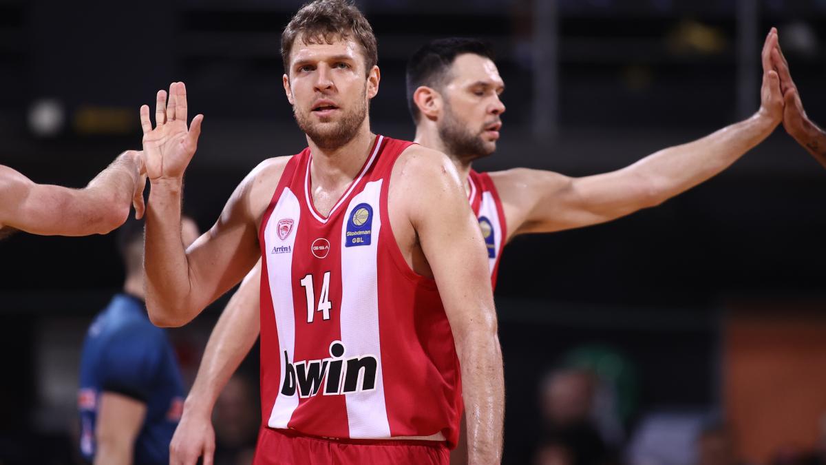 Άρης Betsson – Ολυμπιακός 84-95: Άλωσε τη Θεσσαλονίκη με ηγέτη Βεζένκοβ και “εγκέφαλο” Γουόκαπ