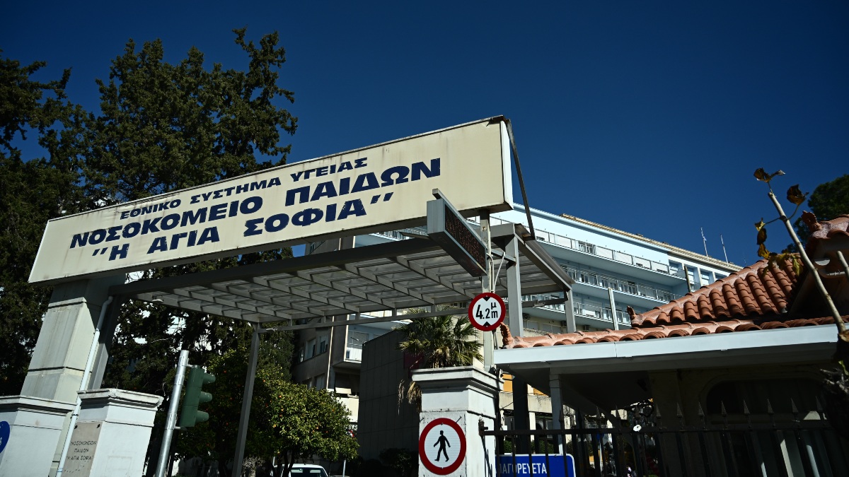 Γρίπη: Στην εντατική δύο μικρά παιδιά – Διασωληνωμένο το ένα