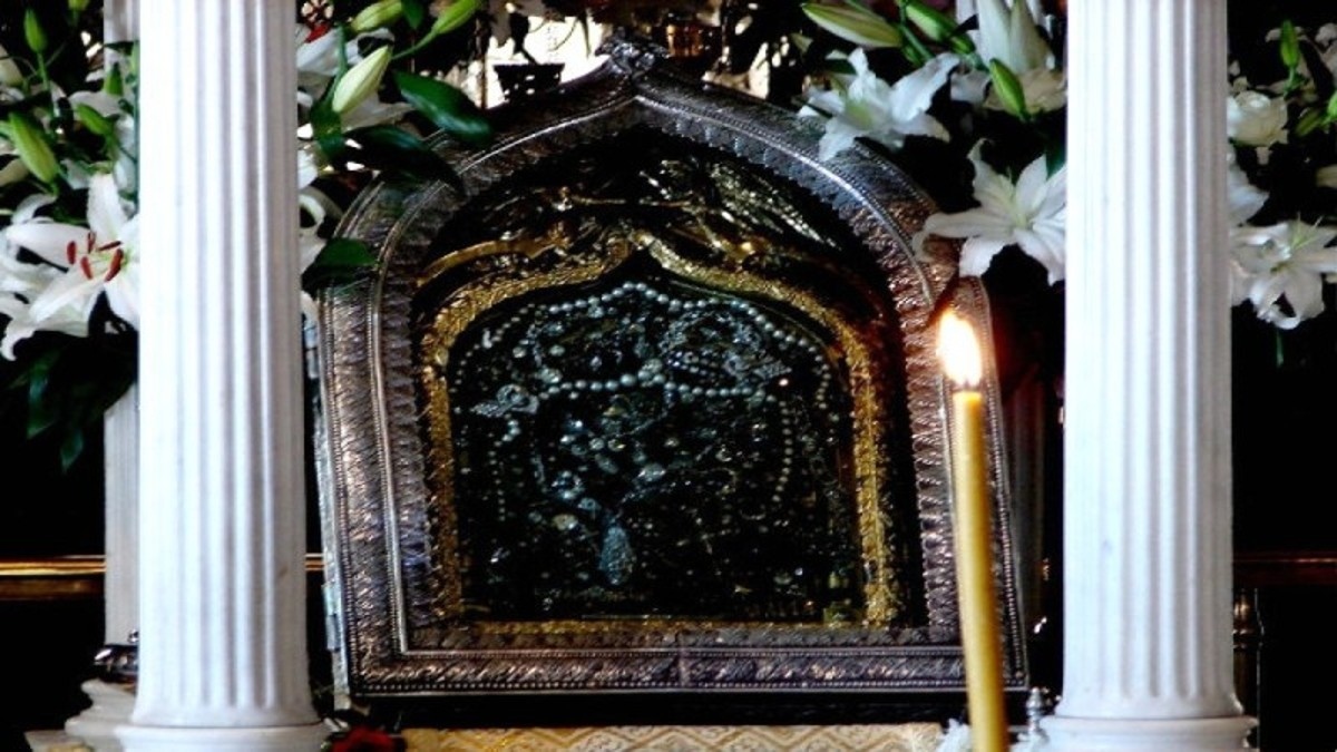 Θαυματουργή εικόνα της Παναγίας της Τήνου