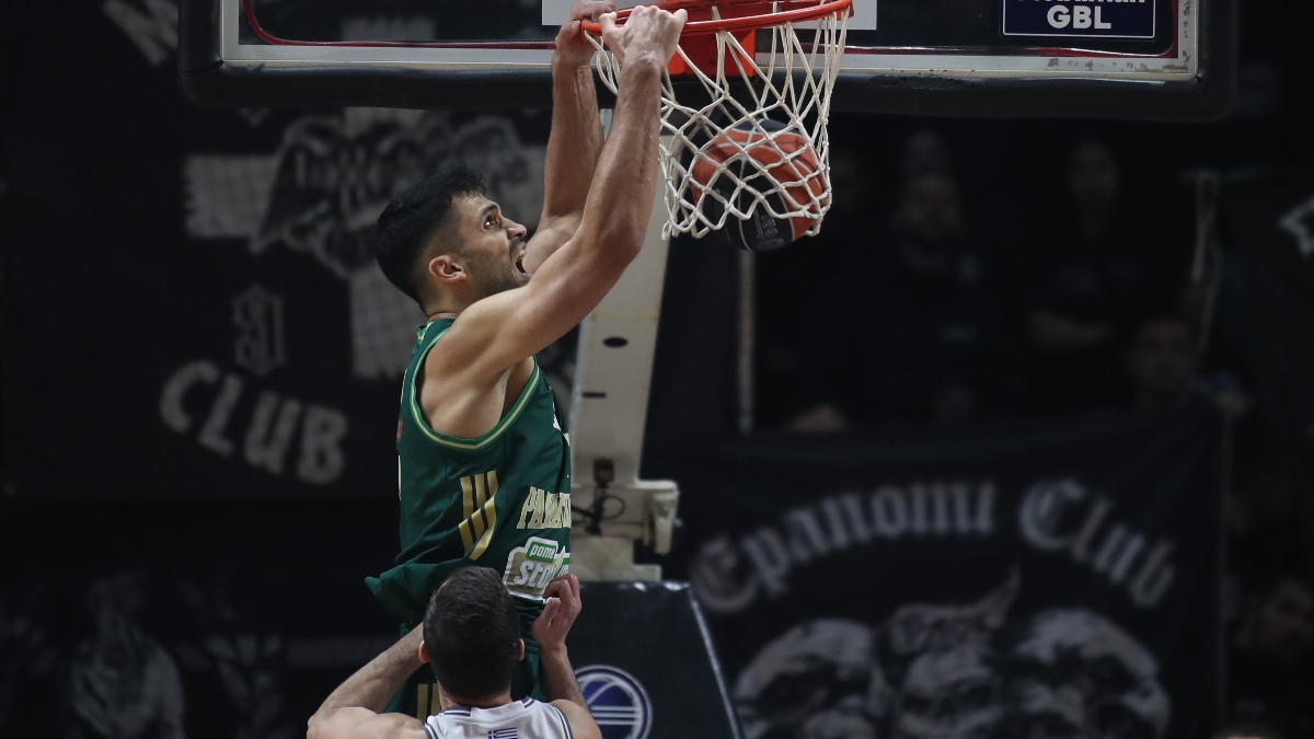 ΠΑΟΚ – Παναθηναϊκός 69-74: Νίκη θρίλερ παρά το προβάδισμα 19 πόντων