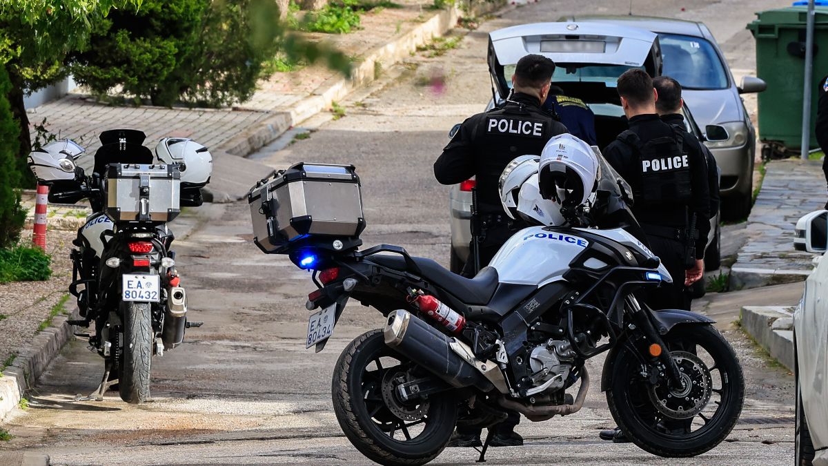 Πατροκτονία στη Γλυφάδα: Ο 46χρονος είχε σκοτώσει και τη μητέρα του το 2014 – «Είχε προμελετημένο το φονικό»