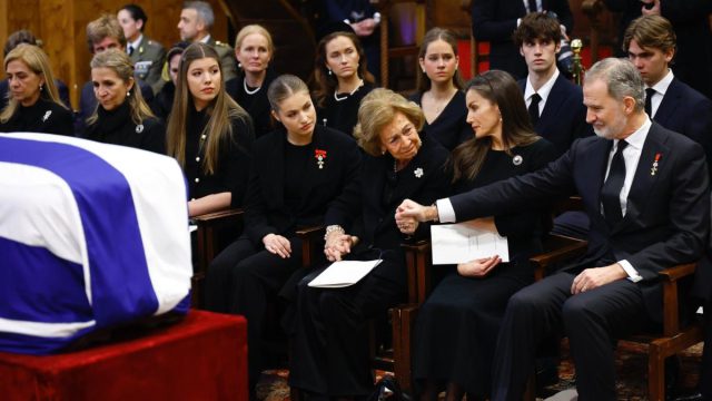 Στο Τατόι η σορός της Πριγκίπισσας Ειρήνης: Παρουσία της ισπανικής βασιλικής οικογένειας η ταφή