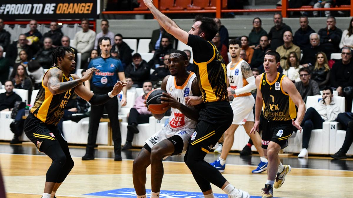 Προμηθέας – ΑΕΚ 86-94: Μεγάλο διπλό στην Πάτρα και «κλείδωσε» την 4η θέση
