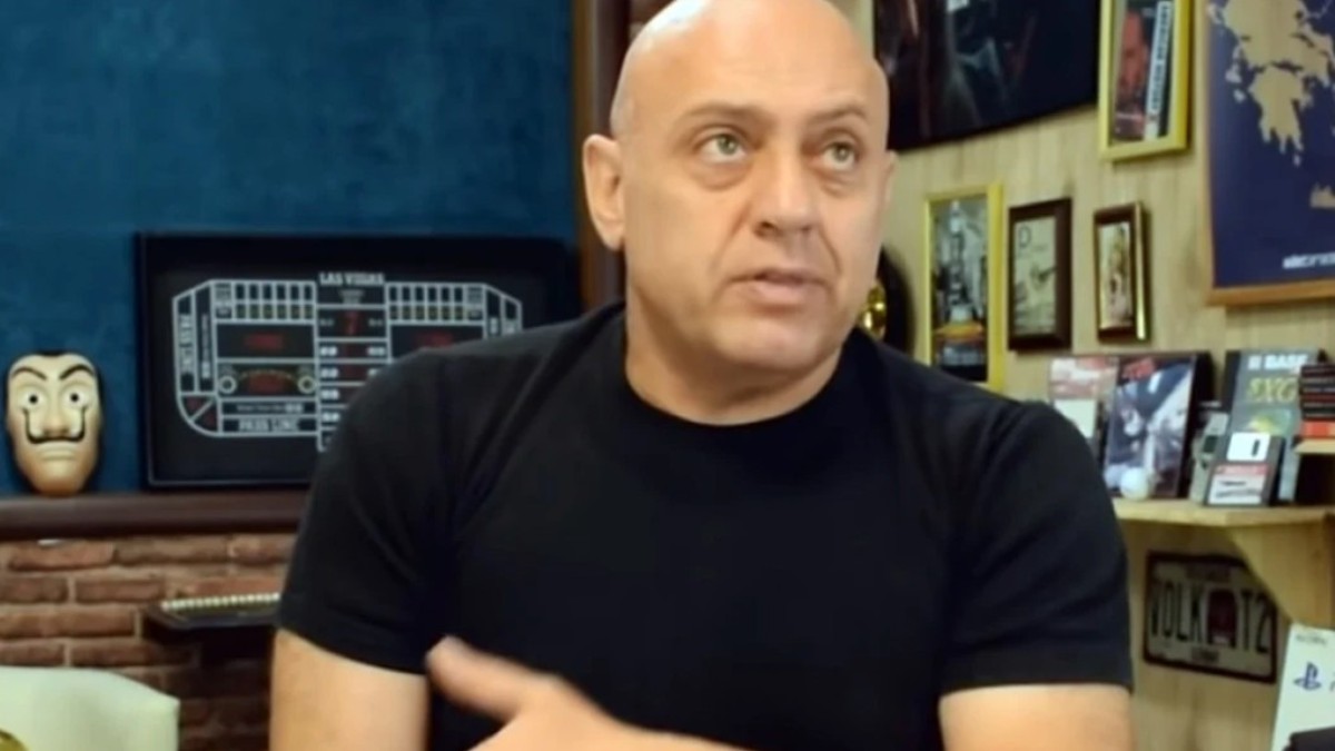 Τέλος ο Ραπτόπουλος – Ανακοίνωσε το φινάλε της θρυλικής εκπομπής (ΒΙΝΤΕΟ)