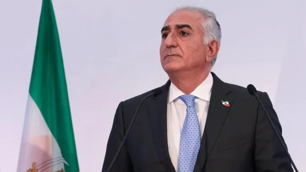 Ρεζά Παχλαβί: Το προφίλ του εξόριστου γιου του Σάχη και τα σενάρια επιστροφής στο Ιράν