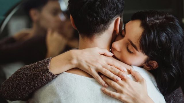 Έλξη ή εμμονή; Τα 3 ζωδιακά ζευγάρια που ζουν τον απόλυτο έρωτα