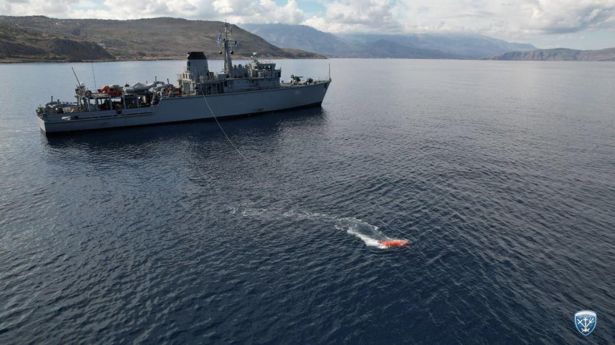 Τουρκική πρόκληση στο κεντρικό Αιγαίο: Παρενόχληση πλοίου που πόντιζε καλώδια του ΔΕΔΔΗΕ