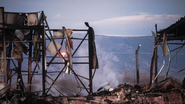 Σοκάρει ο γιος θύματος στη Βιολάντα: «Μπαλαντέζες πεταμένες κάτω, γυναίκα είχε κόψει τα δάχτυλά της και αποσιωπήθηκε»