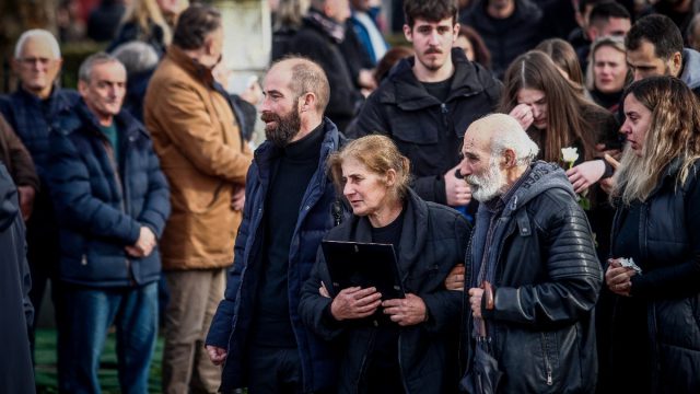 «Βιολάντα»: Θρήνος στις κηδείες των Μπουκουβάλα, Νάσιου και Μπουνόβα – «Η φωτιά δεν μπόρεσε να κάψει αυτό που ήσουν»