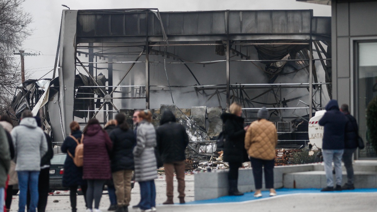 Μαρτυρίες σοκ για την τραγωδία στη Βιολάντα: «Δύο λεπτά μετά η κόρη μου άλλαζε πόστο, άλλα δάκρυα δεν έχω, στέρεψαν»