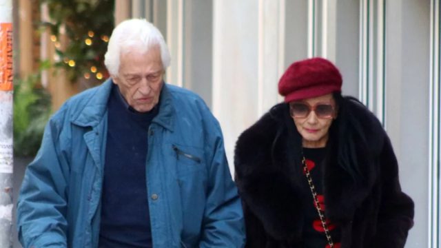 Βαρύ πένθος για τη Ζωζώ Σαπουντζάκη: Πέθανε ο επί 27 χρόνια σύντροφός της