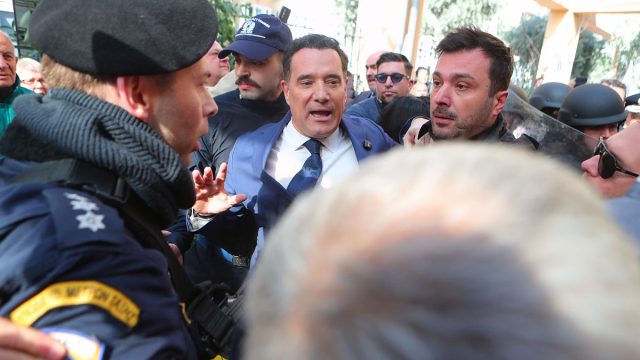 Πρώτες δηλώσεις Άδωνι Γεωργιάδη μετά τα επεισόδια