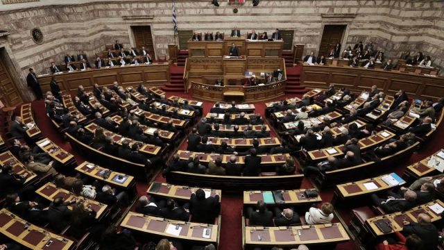 Σαν σήμερα, 12 Φεβρουαρίου 2012: Με 199 «ναι» υπερψηφίζεται το δεύτερο Μνημόνιο