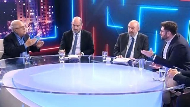 Εκτός ορίων η κόντρα Δρυμιώτη – Ζαχαριάδη για Χίο:«Γιατί πιστεύετε τους λαθρομετανάστες;» – «Κάνετε βρωμερό αντικομμουνισμό»