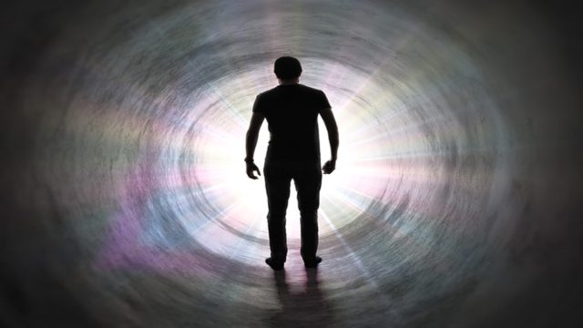 Μετά τον θάνατο: «Πέθανα, γύρισα πίσω στην ζωή και θέλω όλοι να μάθουν αυτό που είδα»