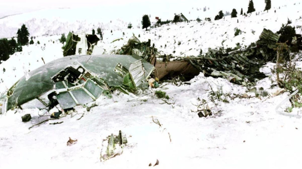 35 χρόνια από τη μαύρη Τρίτη της Πολεμικής Αεροπορίας – Το χρονικό της τραγωδίας στο Όρος Όθρυς με τους 63 νεκρούς