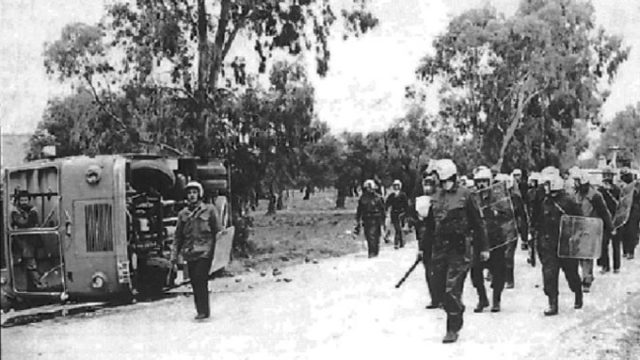 Σαν σήμερα, 13 Φεβρουαρίου 1976: Σοβαρά επεισόδια στα Σπάτα – Κάτοικοι διαμαρτύρονται για την εγκατάσταση του νέου αεροδρομίου στη περιοχή