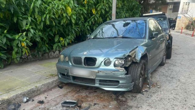 Κολωνάκι: Γνωστή τραγουδίστρια «θέρισε» 5 αυτοκίνητα με 0,83 αλκοόλ στο αίμα