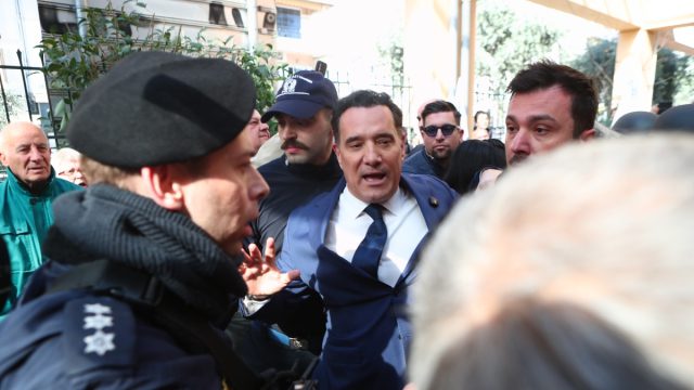 Δημογλίδου για τα επεισόδια στο Κρατικό Νίκαιας: Ήθελαν να δουν να ανοίγουν το κεφάλι του υπουργού;