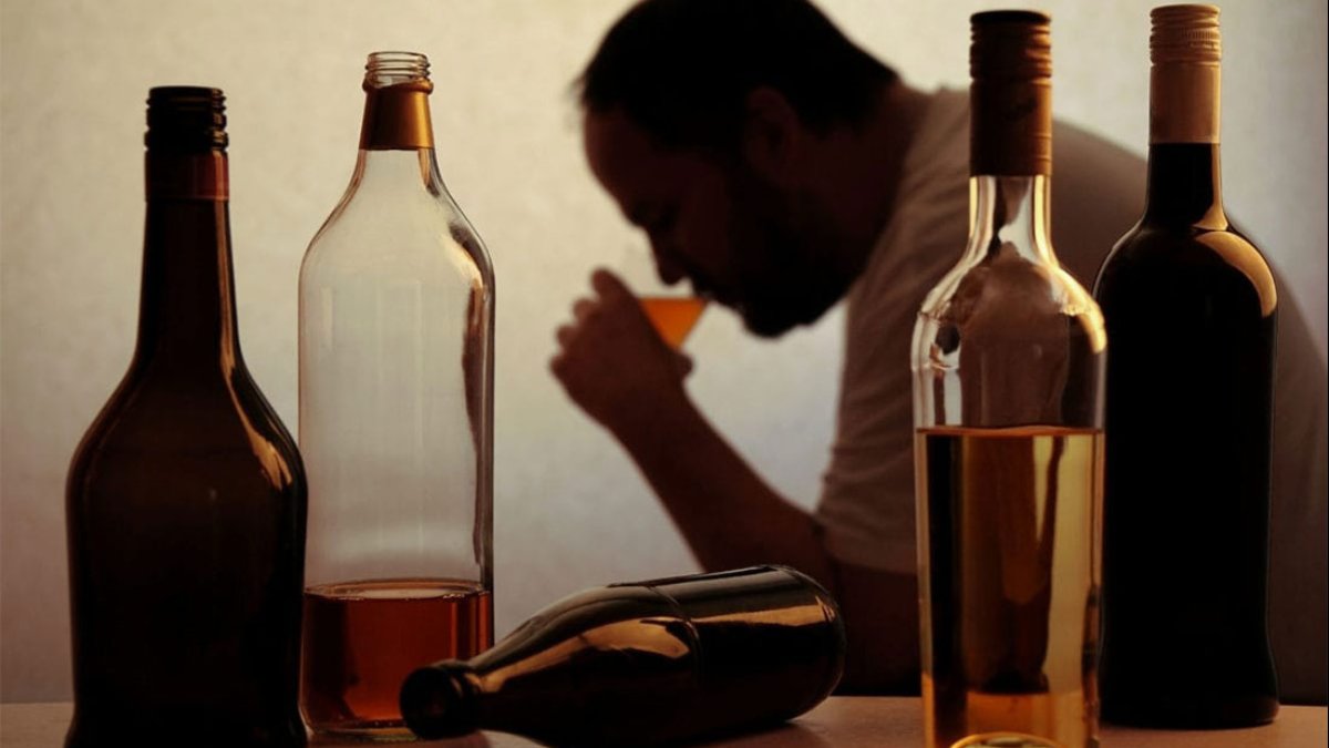Η κατανάλωση αλκοόλ αυξάνει τον κίνδυνο καρκίνου