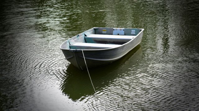 Από πού βγήκε η φράση «Το… σέρνει καράβι»