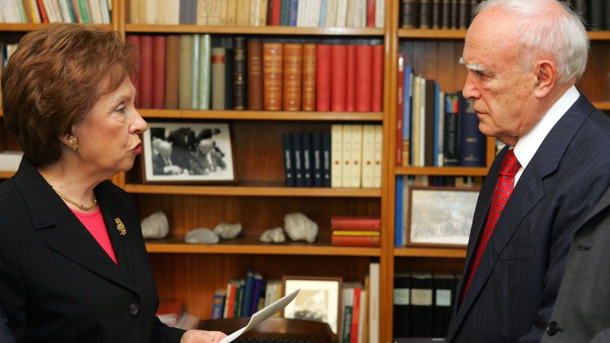 Όταν η Άννα Ψαρούδα-Μπενάκη προειδοποίησε τον Κάρολο Παπούλια για τον ελληνικό λαό