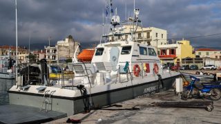 Χίος: Στα χέρια των Αρχών ο Μαροκινός διακινητής, τον αναγνώρισαν οι μετανάστες – Τι γράφουν τα ξένα ΜΜΕ για την τραγωδία
