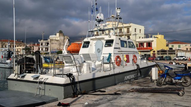 Χίος: Στα χέρια των Αρχών ο Μαροκινός διακινητής, τον αναγνώρισαν οι μετανάστες – Τι γράφουν τα ξένα ΜΜΕ για την τραγωδία