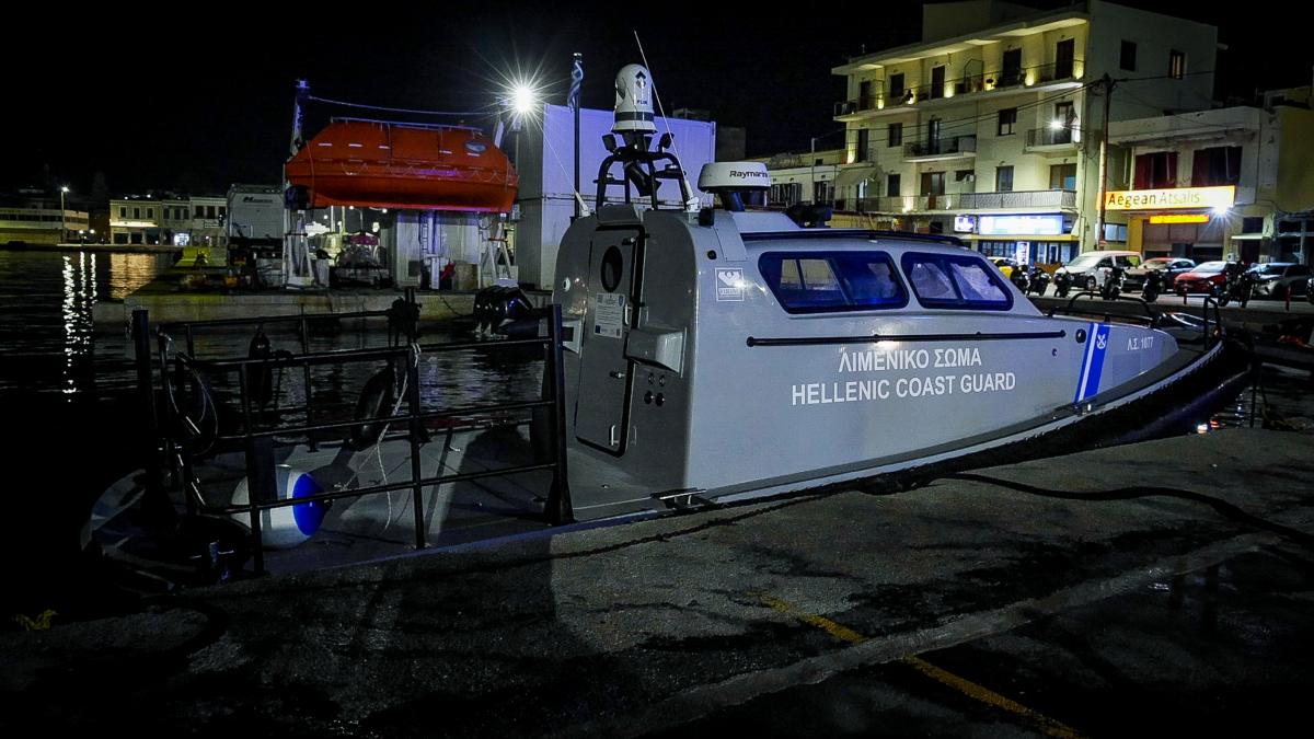 Χίος: Σοκάρουν τα ευρήματα των ιατροδικαστών – Βαριά χτυπήματα στο κεφάλι των 15 νεκρών μεταναστών