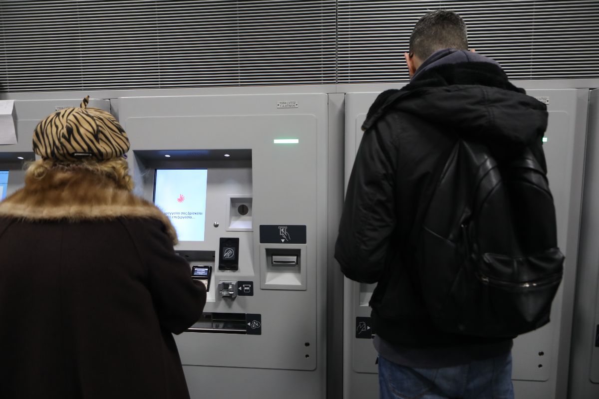 Προβληματισμός για το νέο σύστημα εισιτηρίων στο Μετρό Θεσσαλονίκης (EUROKINISSI)