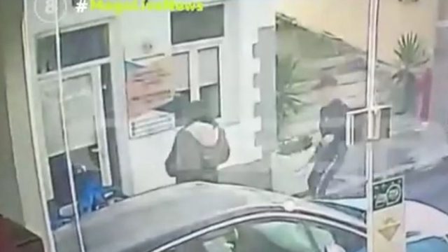 Πύλος: Βίαιη επίθεση σε κουρέα μετά από διαφωνία για κούρεμα – Σοκαριστικό βίντεο