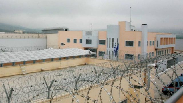 Δολοφονία στις φυλακές Δομοκού: Στο μικροσκόπιο της δίωξης ανθρωποκτονιών η υπόθεση – Η απουσία καμερών και το περίστροφο